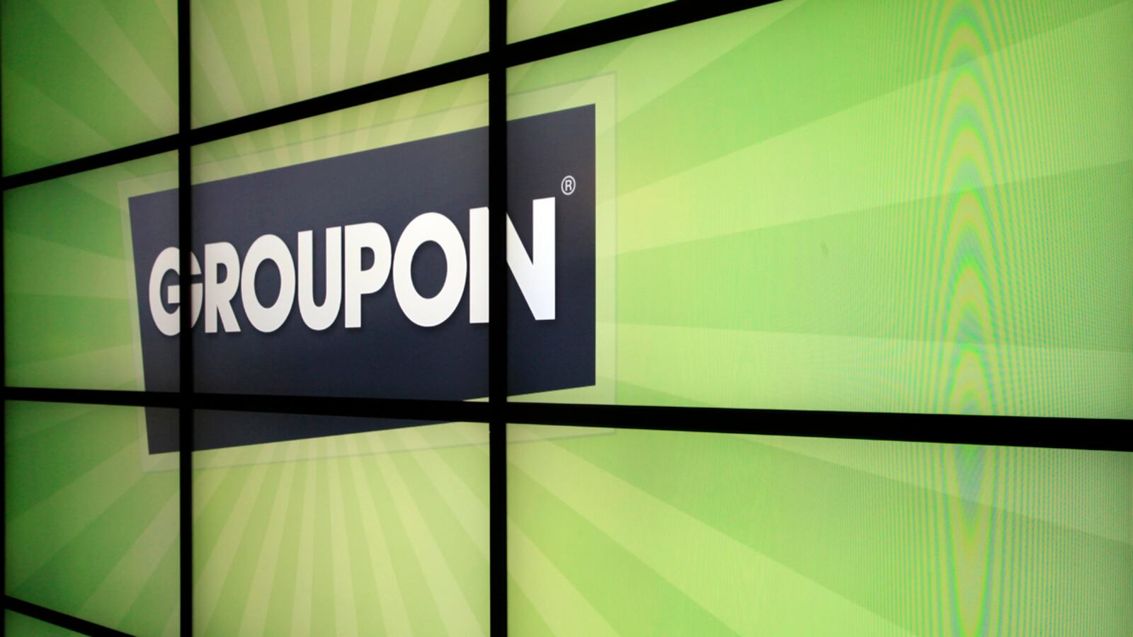 cheats/2011/11/03/groupon-ipo-set-to-make-700-million/groupon-ipo-lyons_zj7uvt