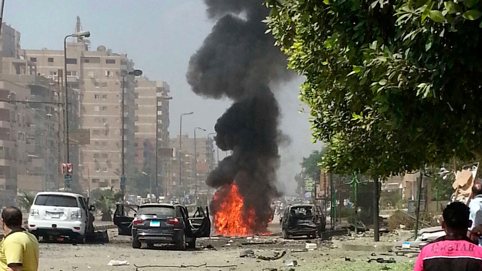 articles/2013/09/05/a-bloody-assassination-attempt-in-egypt/130905-car-bomb-egypt-tease_ljbr6o