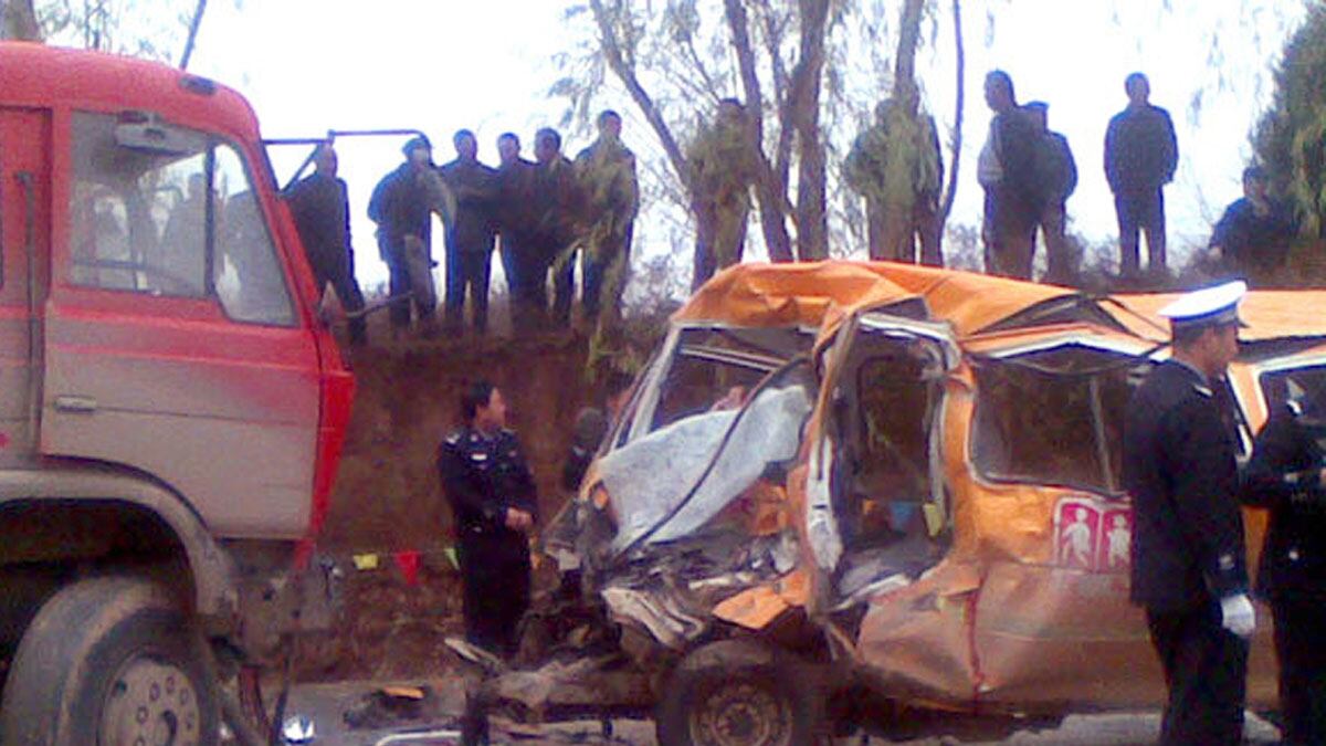 cheats/2011/11/16/18-chinese-kindergarteners-killed/china-school-children-killed-bus-accident-cheat_tqczla