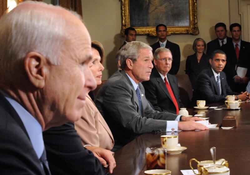 galleries/2010/06/16/awkward-presidential-encounters/awkward-prez-encounters---financial-crisis_irclpp