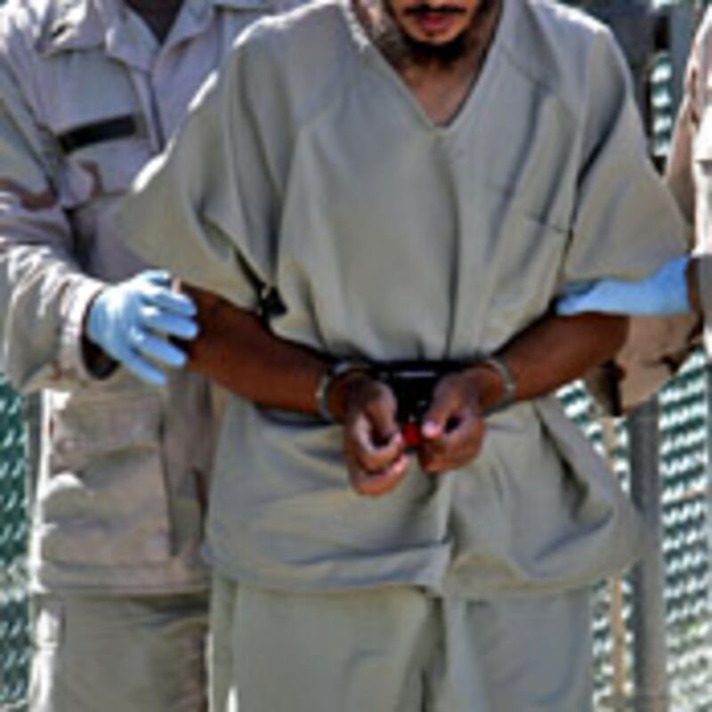 articles/2009/09/01/tortures-moral-toll/friedersdorf-torture_46626_qograi