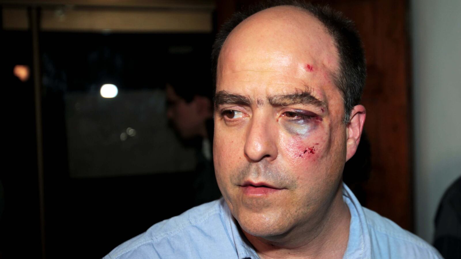 cheats/2013/05/01/fistfight-breaks-out-at-venezuelan-parliament/130501-venezuala-parliment-brawl-cheat_bcpoay