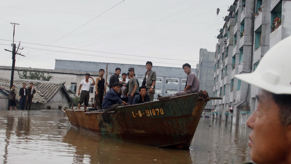 cheats/2012/08/04/n-korea-says-100s-killed-in-floods/north-korea-floods-killed-cheat_yskte4