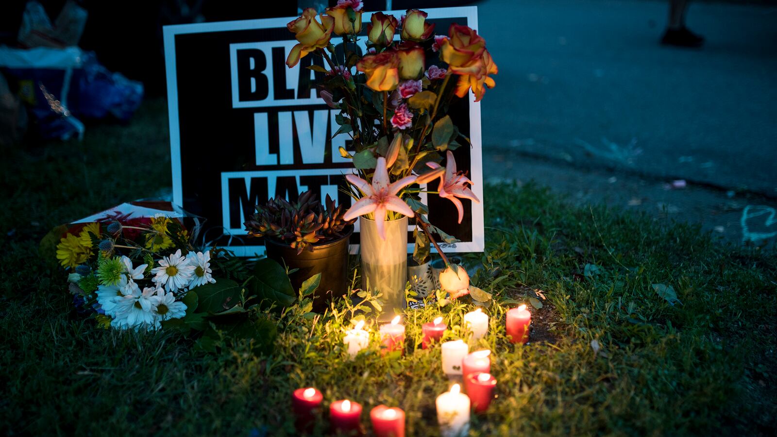 180730-Arciga-thurman-blevins-tease_upgc8b