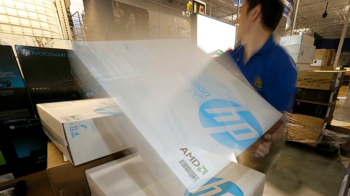 articles/2012/12/07/why-hewlett-packard-should-consider-breaking-up/hewlett-packard-split-up-tease-embed_xh6nsr