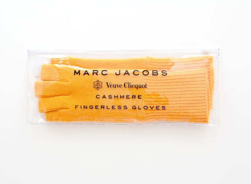 galleries/2012/12/06/2012-gift-guide-for-the-style-savant/guide-gloves2560_gjeu00