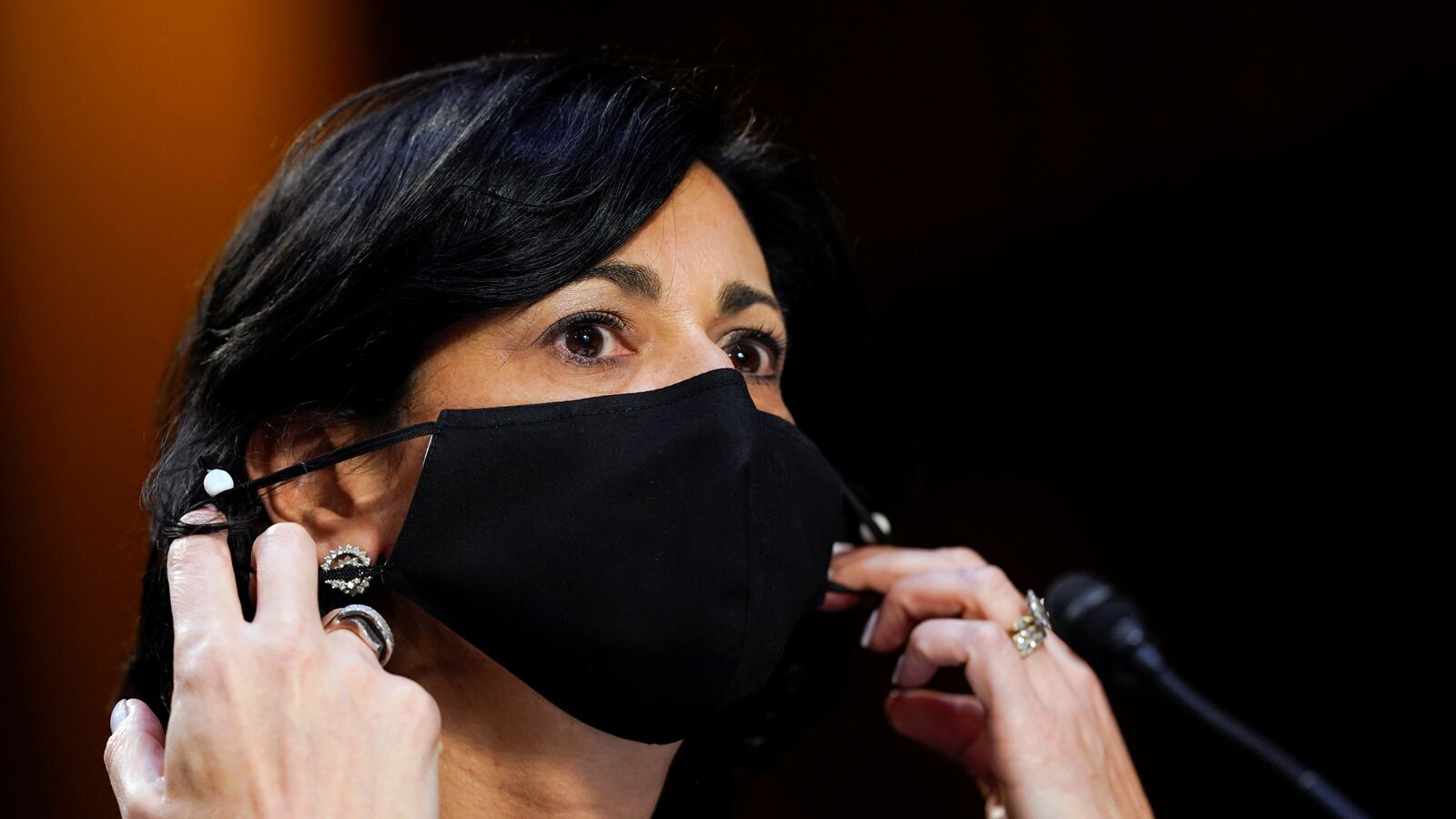 2021-03-18T165845Z_952609634_RC2SDM9SHS2J_RTRMADP_3_HEALTH-CORONAVIRUS-SENATE_1_yq16xp