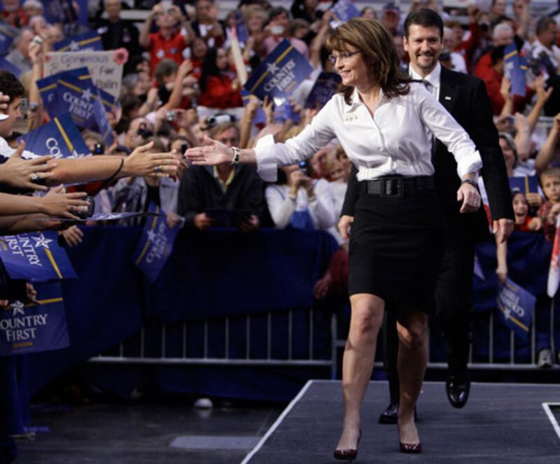 galleries/2009/11/13/a-brief-history-of-sarah-palin-s-style/palin-11_c7neoc