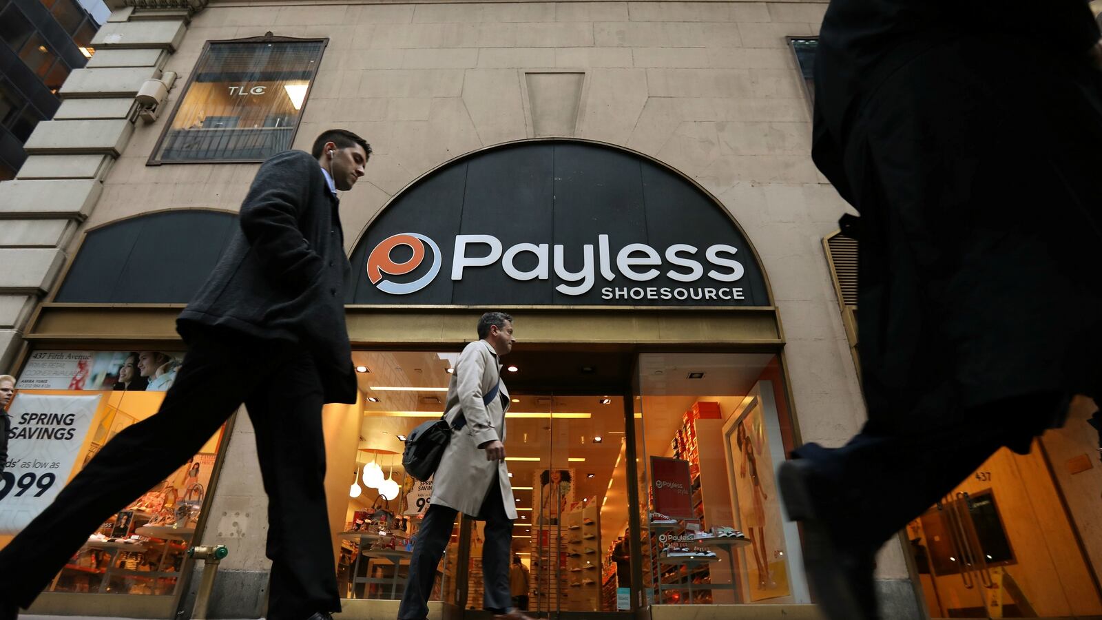 cheats/2017/04/04/payless-to-close-400-stores/170404-payless-bankruptcy-store-closures-cheat_x1mpkv