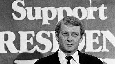 cheats/2009/09/14/jody-powell-dies/jody-powell_sqq8nd