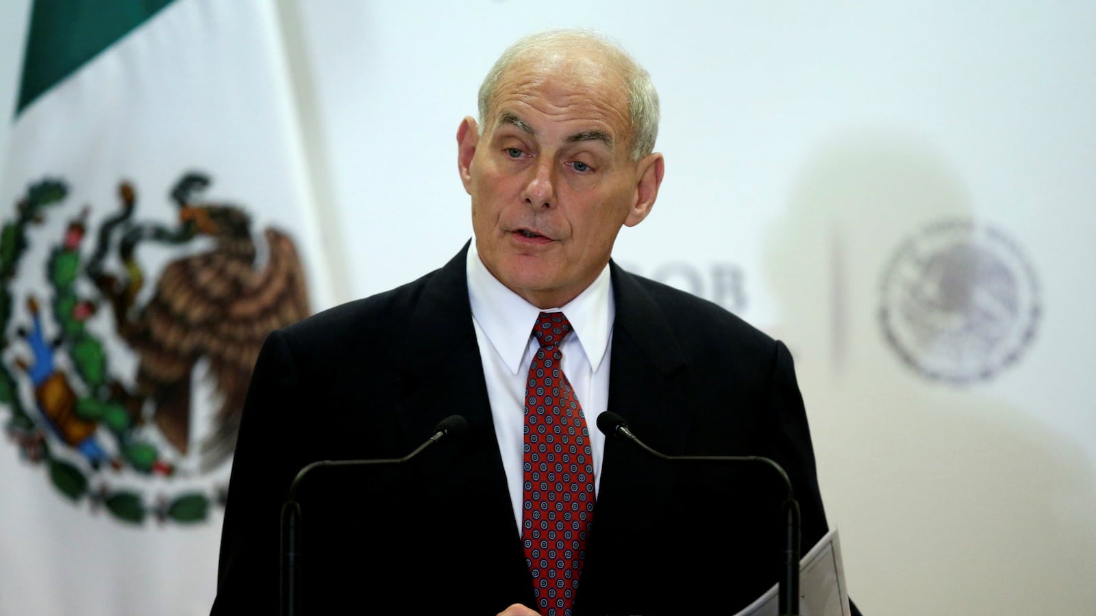 170731-kelly-comey-cheat_txw0ts