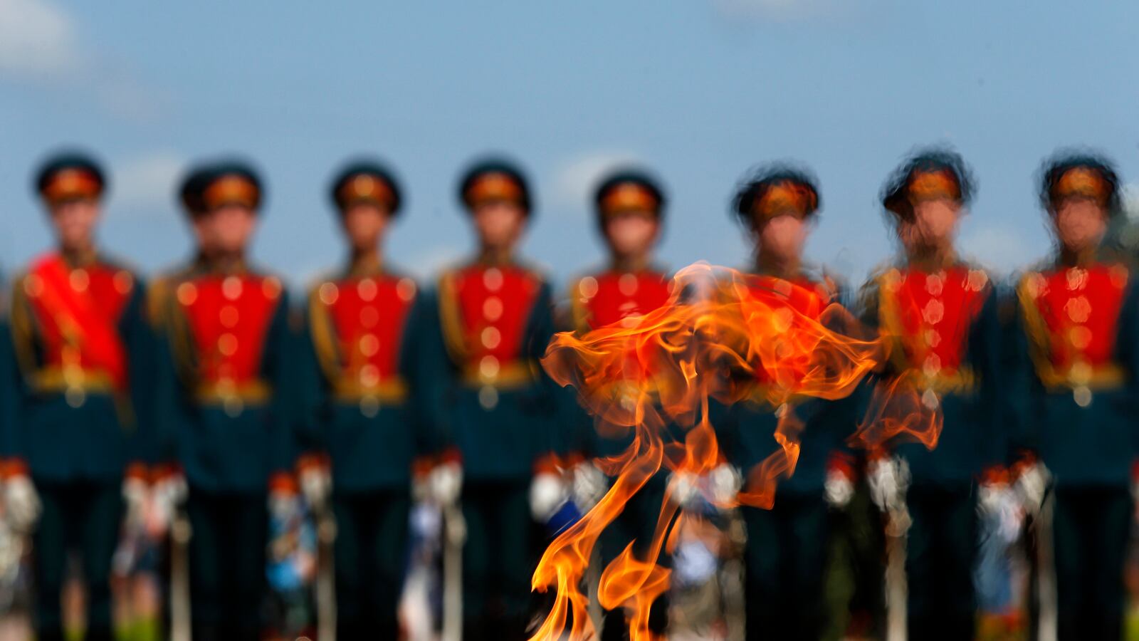 cheats/2014/08/05/russia-to-hold-war-games-near-ukraine/140805-russia-military-cheat_b0wl8g