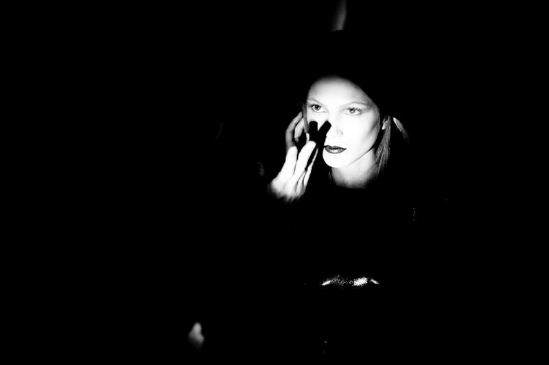 galleries/2012/02/17/best-of-fashion-week-2012-photos/fashion-week-wrap-10_pojbkq