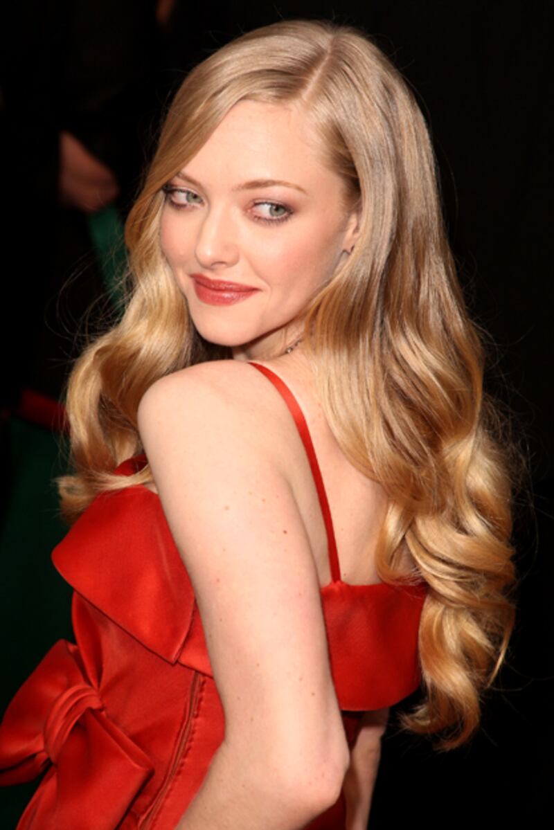 galleries/2009/05/25/breakout-blondes/breakout-blondes---amanda-seyfried_yv2xjd
