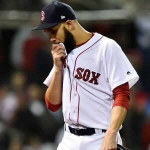 181024-red-sox-dodgers-game2-cheat_e81aob