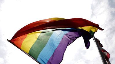 cheats/2009/11/27/more-benefits-for-same-sex-couples/gay-marriage-3_svibzj