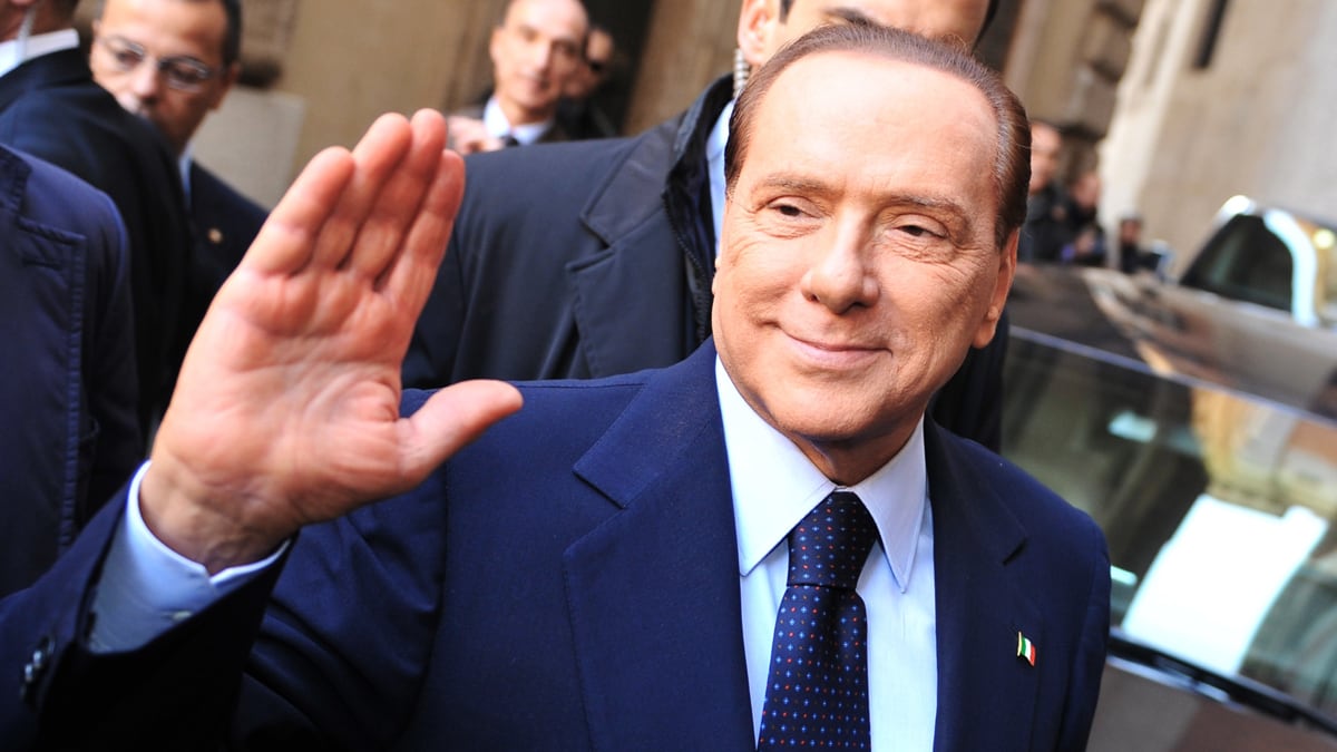 articles/2011/11/24/out-of-office-berlusconi-faces-bunga-bunga-prostitution-trial/berlusconi-nadeau_g1doia