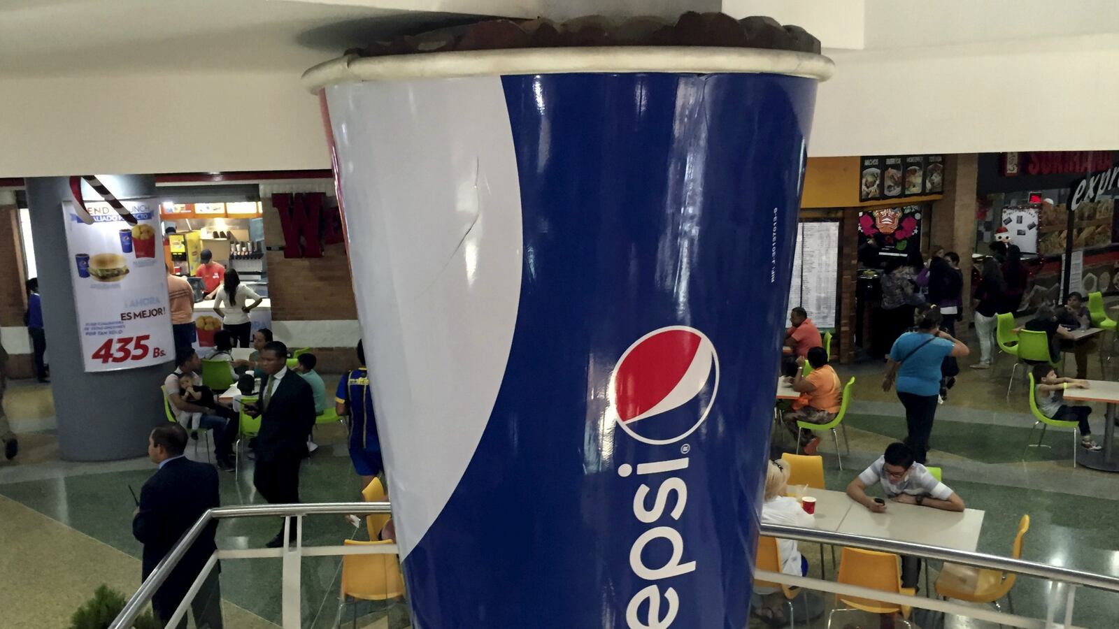 cheats/2016/06/16/philly-becomes-first-major-u-s-city-with-soda-tax/160616-philly-sodatax-cheat_b6ufcj