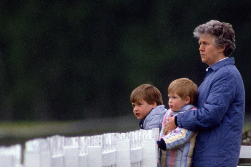 articles/2012/10/09/william-drops-out-of-royal-tour-to-ateend-nanny-s-funeral/olga-powell_fnnlch