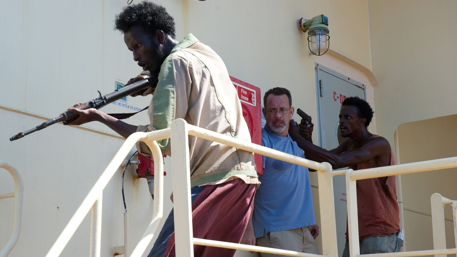 articles/2013/10/15/tom-hanks-on-his-riveting-oscar-moment-that-ends-captain-phillips/131014-captain-phillips-ending-tease_alopc6