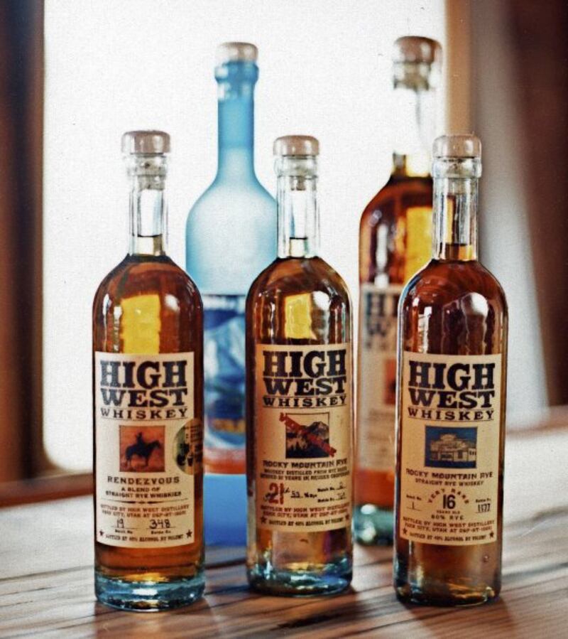 articles/2016/03/19/how-craft-distillers-are-selling-their-drinks-to-the-world/160318-kulp-craft-distillers-embed1_nkmzr7