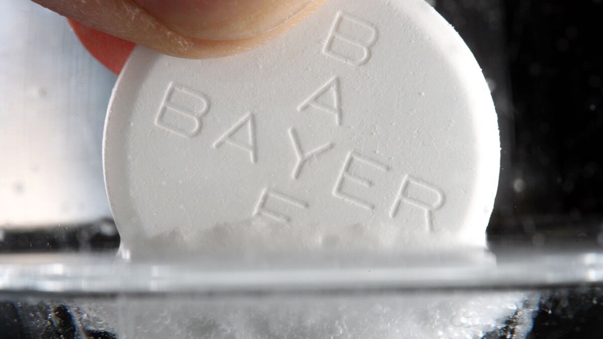 cheats/2015/09/28/study-aspirin-may-double-cancer-survival/150928-aspirin-cancer-cheat_x88o3e