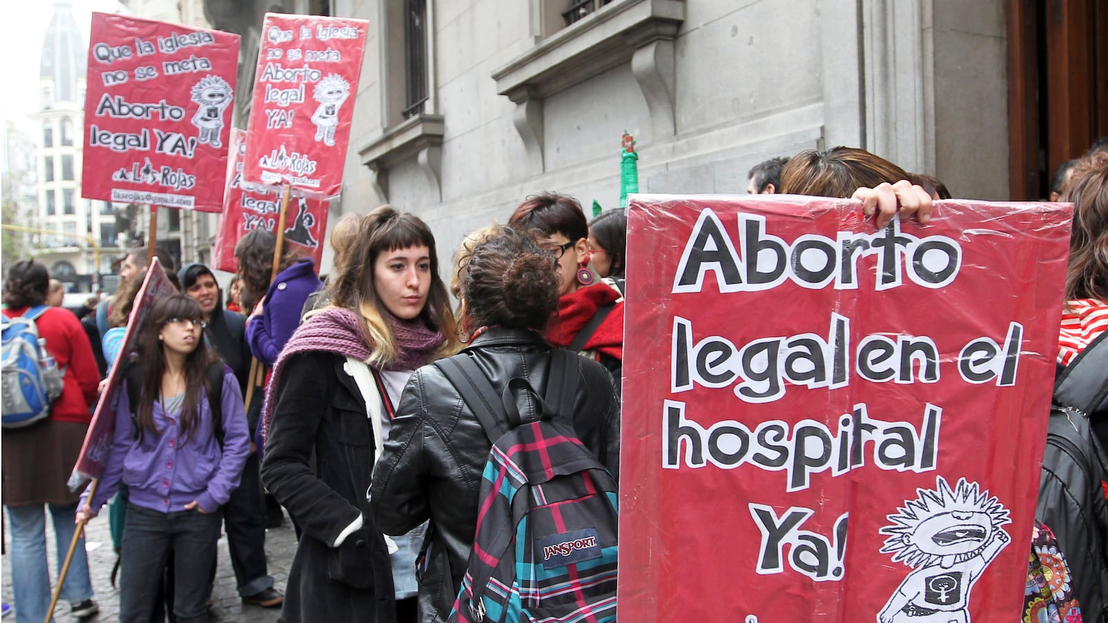 cheats/2013/12/27/argentine-rape-victim-can-have-abortion/131227-argentina-rape-cheat_nvire4