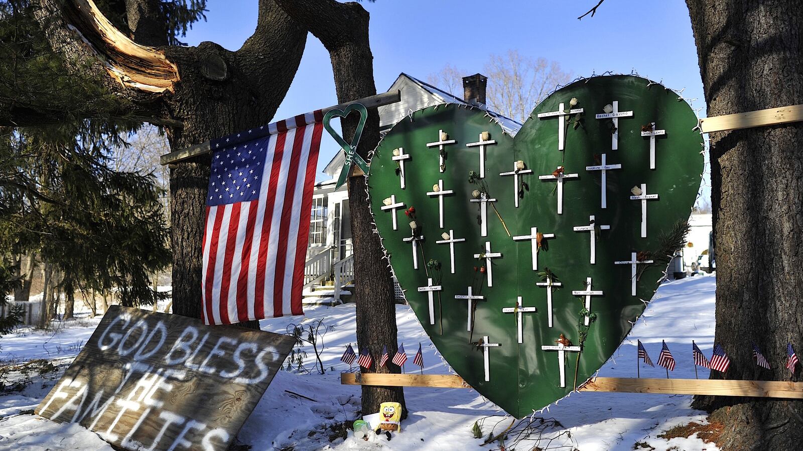 cheats/2015/08/04/sandy-hook-victims-settle-lanza-lawsuit/150804-sandy-hook-settle-lawsuit-cheat_m8plyu