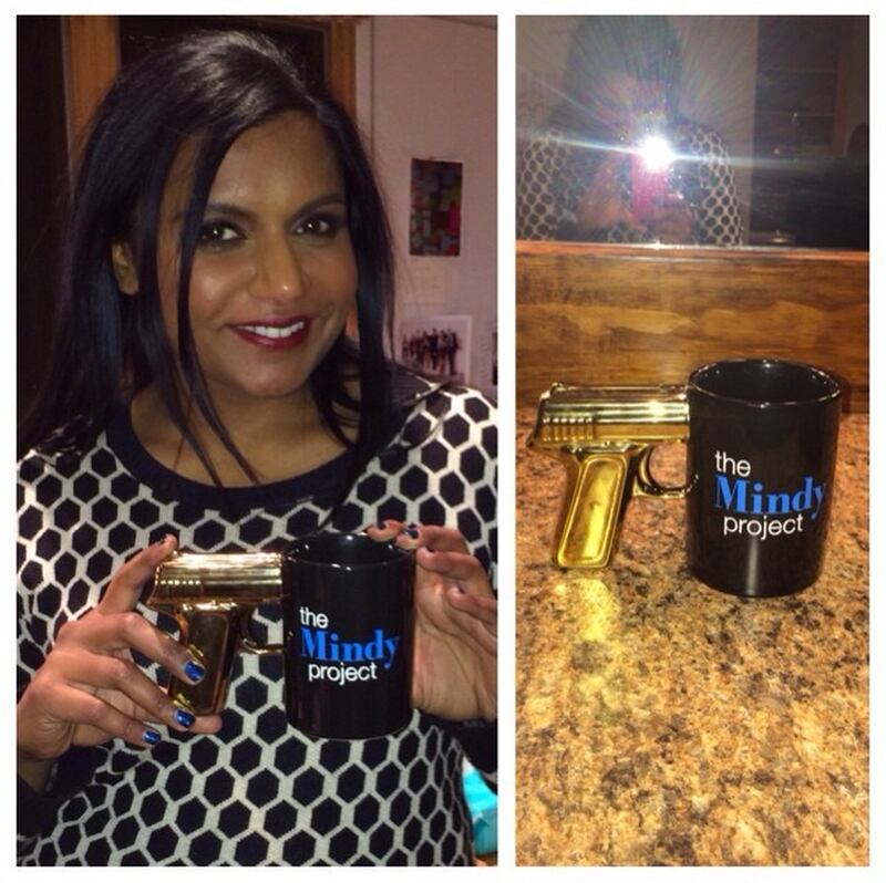 galleries/2014/01/19/nicki-minaj-lindsay-lohan-the-week-s-best-celebrity-selfies-photos/140117-mindy-selfie_wjzo72