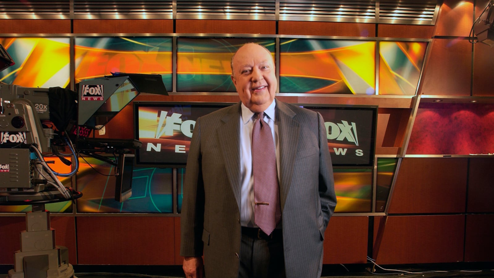 cheats/2011/10/05/ailes-i-hired-palin-because-she-s-hot/roger-ailes-cheat_gcdsl0