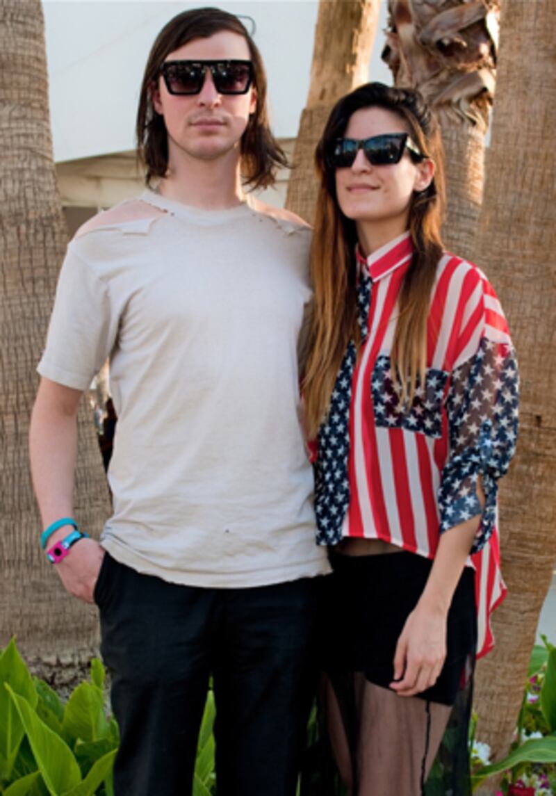 galleries/2011/04/16/2011-coachella/coachella-fans-19_zywnst