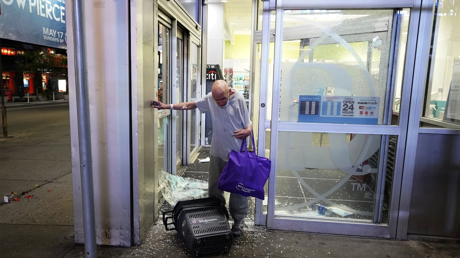 200601-shugerman-protest-tease-2_kdvum3