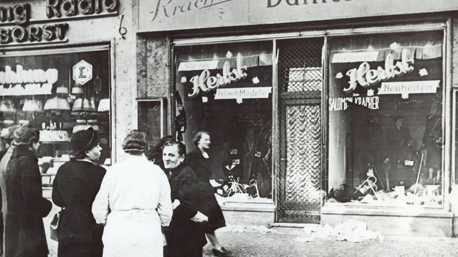 articles/2015/11/09/swedish-anti-nazi-activists-fail-to-invite-jews-to-kristallnacht-rally/151109-kirell-kristallnacht-tease_x2yhxi