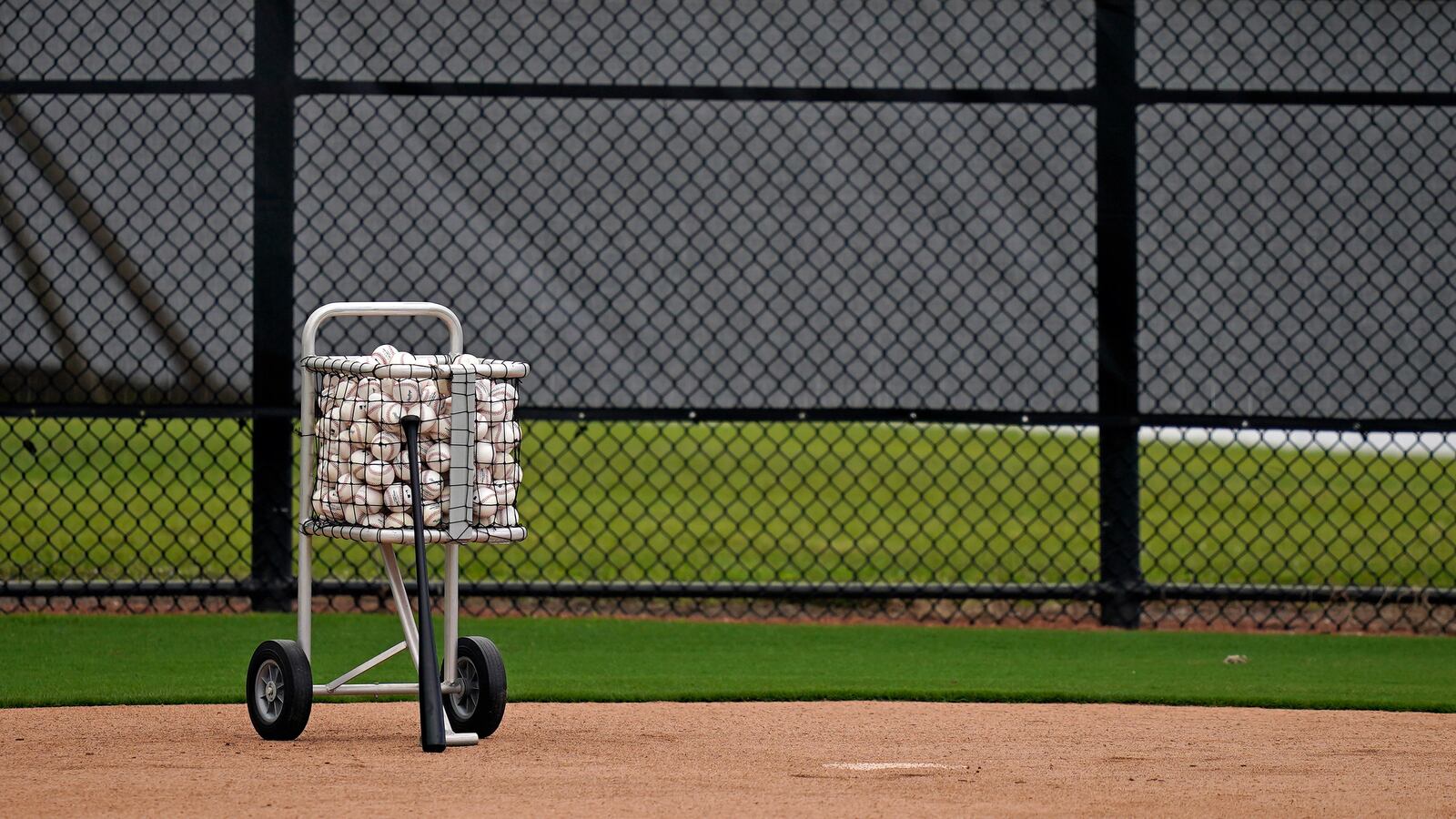 2021-02-23T173441Z_1765763794_MT1USATODAY15617461_RTRMADP_3_MLB-WASHINGTON-NATIONALS-WORKOUTS_ffhckz
