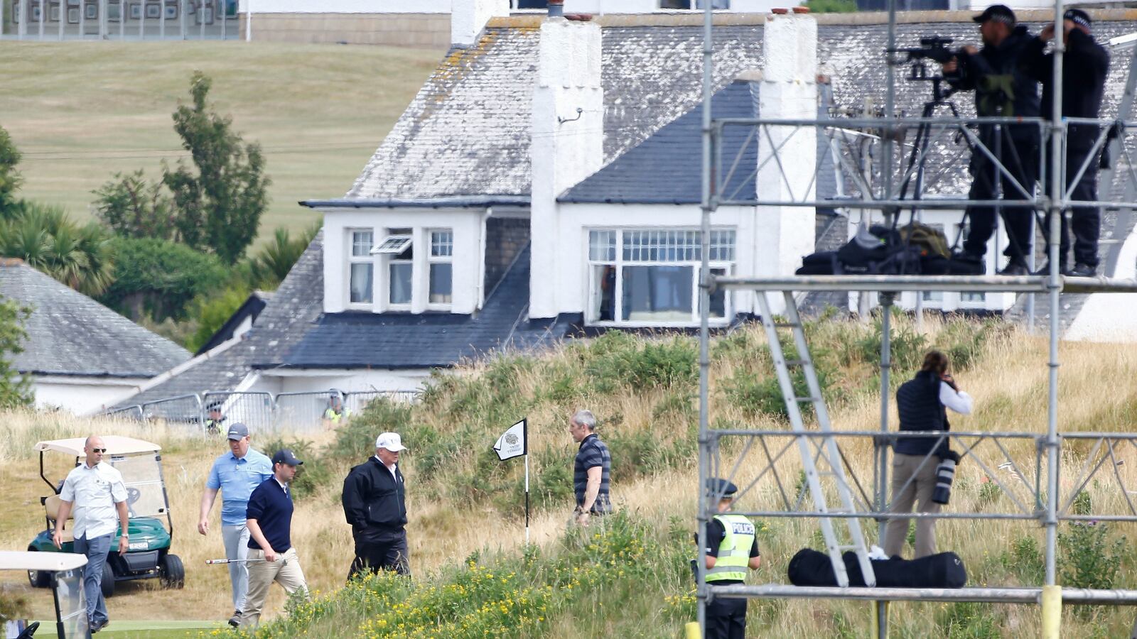 180717-trump-turnberry-77k-profit-cheat_uffink