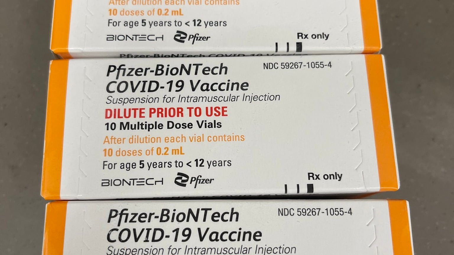 FDITU-_XoAAQ3hm_slgcqk