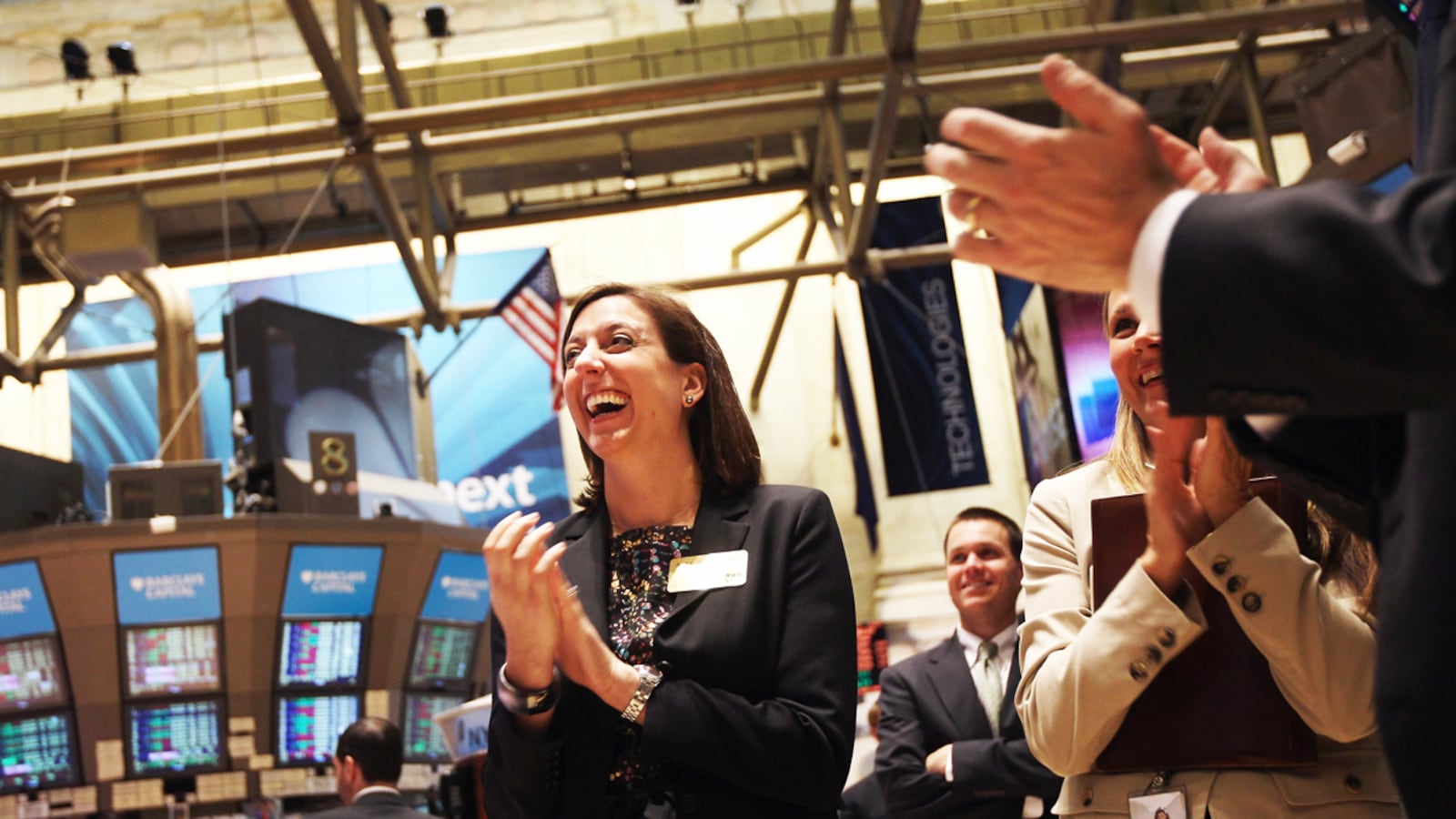 articles/2012/02/21/bells-are-ringing-confidence-rises-as-dow-finally-hits-13-000-again/dow-high-karabell_jtnilf