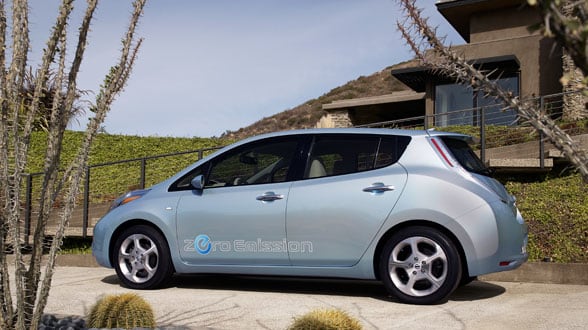 galleries/2010/04/02/cars-of-the-future/cars-of-the-future---nissan-leaf_y1mnbi