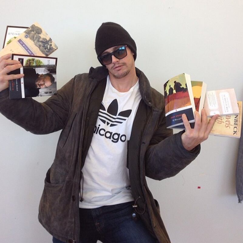 galleries/2014/03/02/oprah-lena-dunham-the-week-s-best-celebrity-selfies-photos/140228-selfies-jamesfrancotv_hzghxm