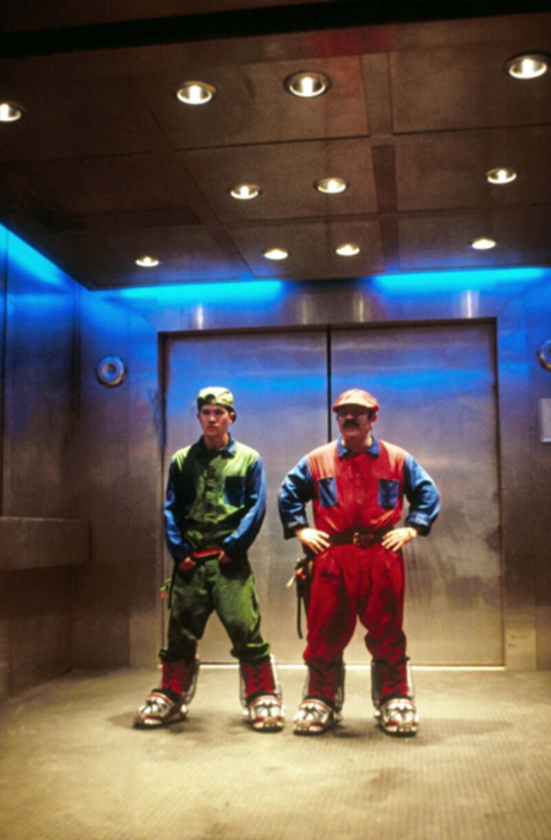 galleries/2012/12/11/movies-based-on-video-games-angry-birds-final-fantasy-halo-more/video-games-to-movies-mario-bros_xajpn9