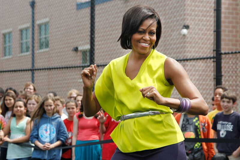 galleries/2011/11/22/things-we-are-thankful-for-photos/things-we-are-thankful-for-mobama-dancing_tg9ctc