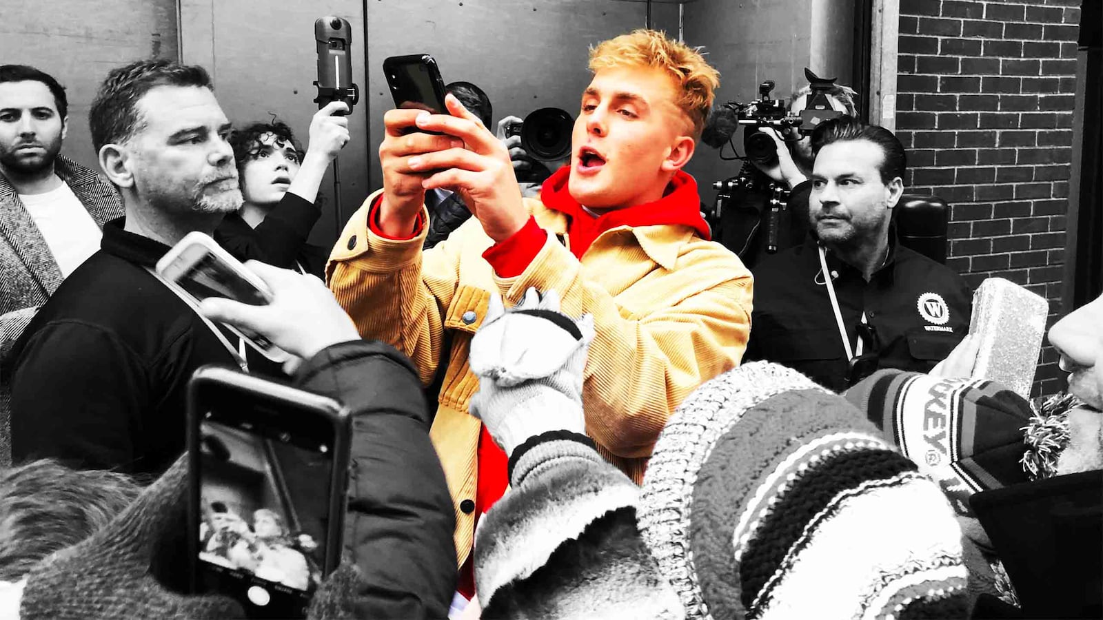 171210-lorenz-jake-paul-2_kwzzk7