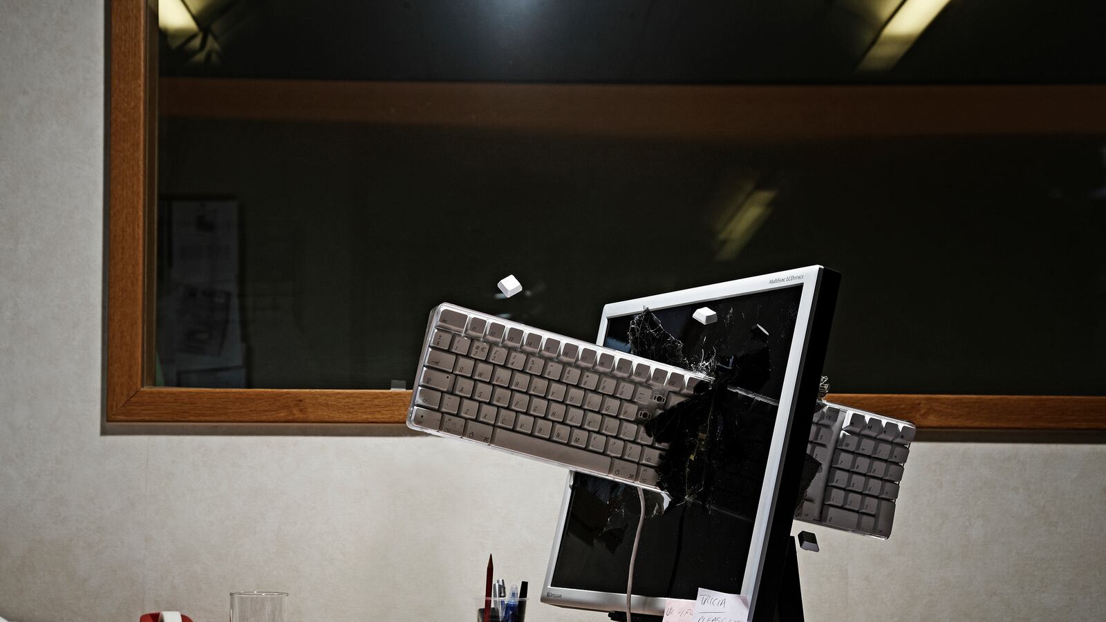 articles/2013/10/18/the-company-that-screwed-obamacare-is-doing-better-than-ever/131017-obamacare-tease2_cicsvk