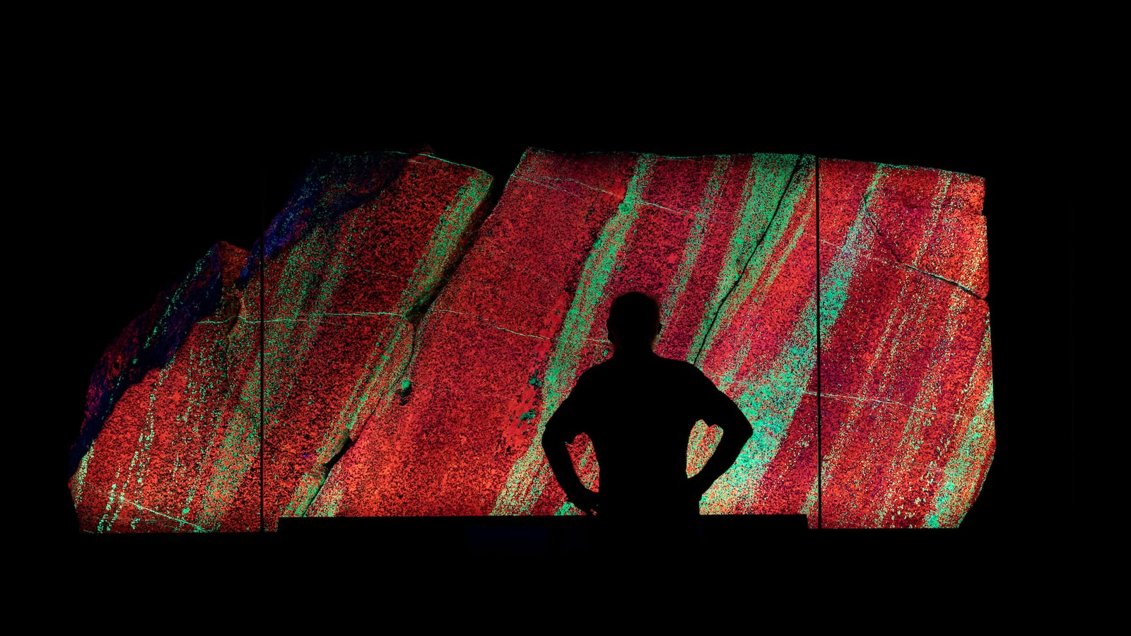 210612-oconnor-hall-gems-minerals-hero_w3mhvq