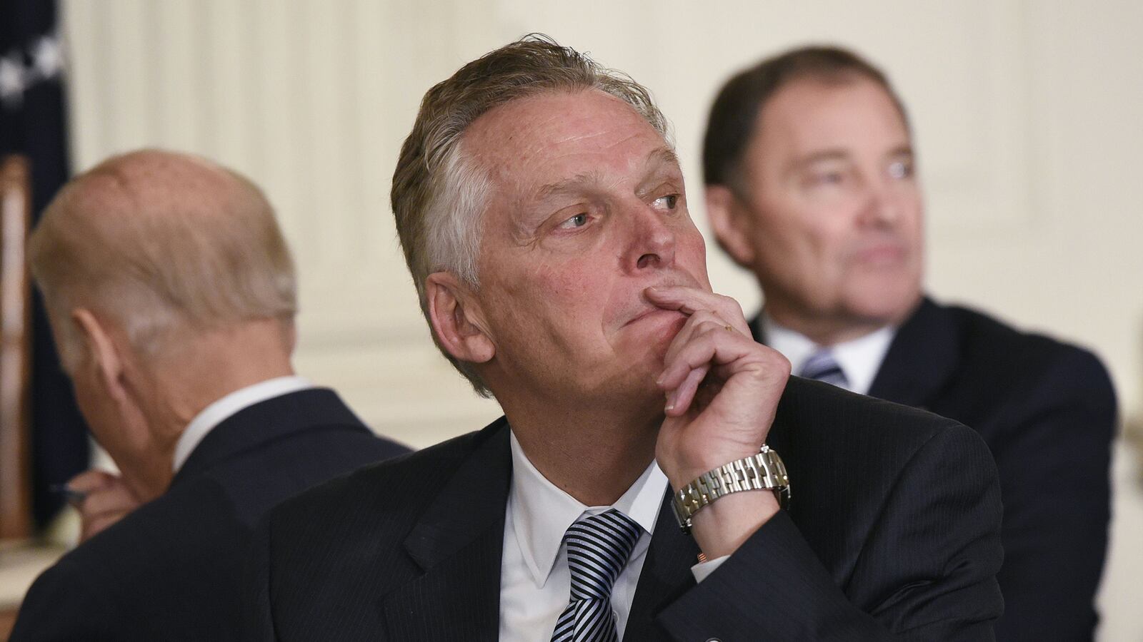 cheats/2016/05/23/cnn-mcauliffe-under-doj-investigation/160523-terry-mcauliffe-cheat_sehiij