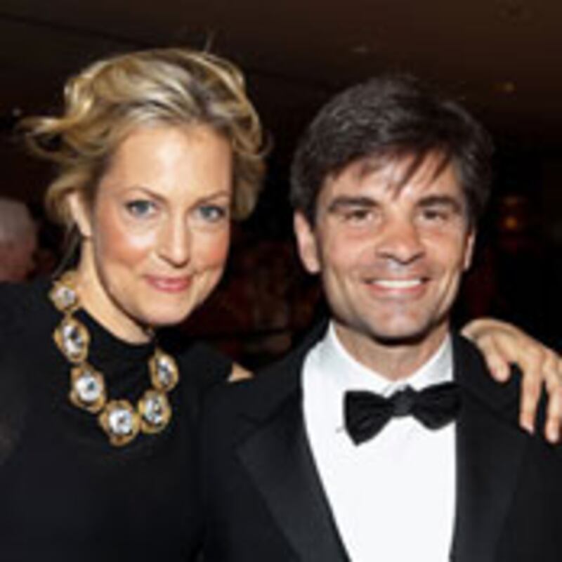 articles/2009/12/22/ali-wentworth-gets-complicated/sessums-ali-wentworth_71012_k1sx2h