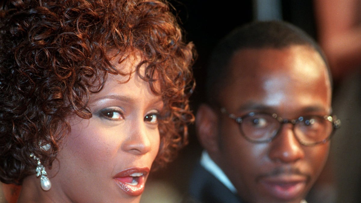 articles/2012/02/12/inside-whitney-houston-s-violent-marriage-to-bobby-brown/whitneys-violent-love-match-lee_n1ui8o