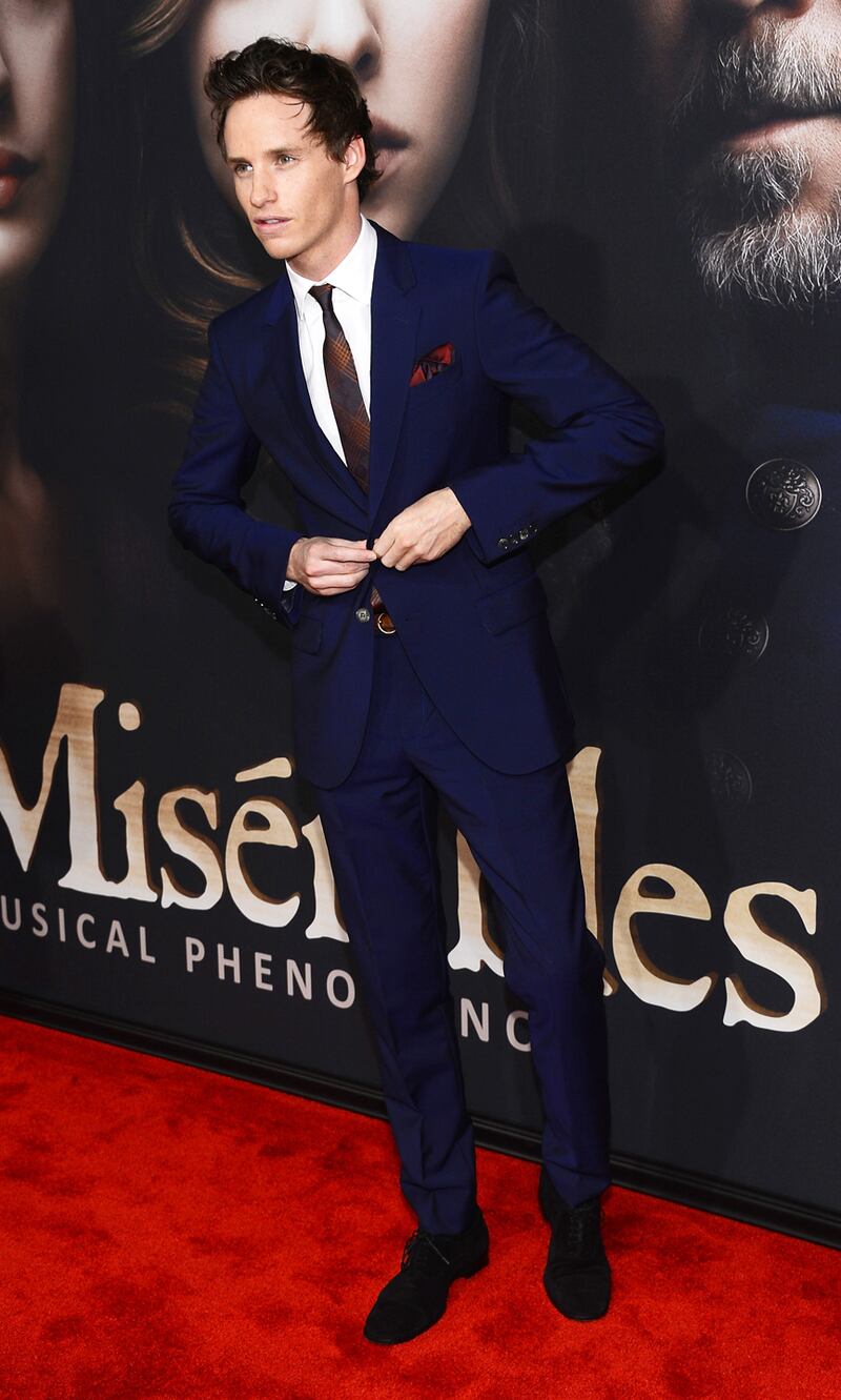 galleries/2012/12/28/the-best-and-worst-dressed-celebrities-of-2012-photos/best-worst-2012-redmayne_t0wbje