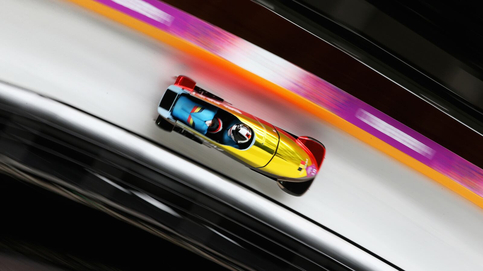 180214-bobsled-tease_blnhcf