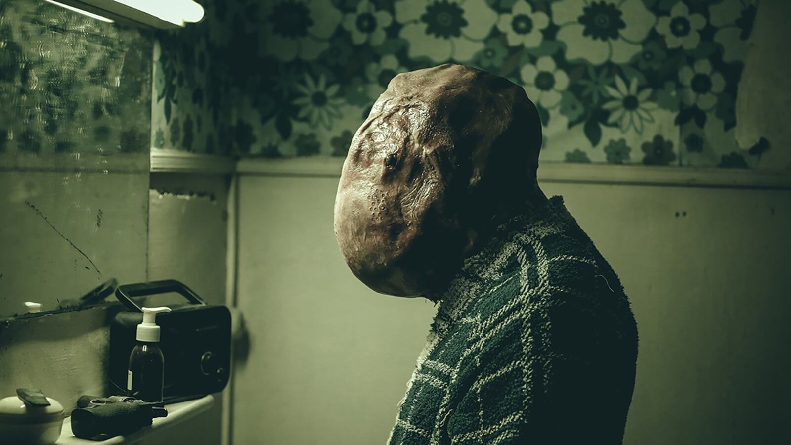 181012-Hines-All-The-Gods-In-The-Sky-tease_doa6a7